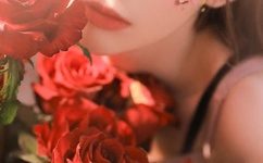 浴室里强摁做开腿呻吟的漫画免费